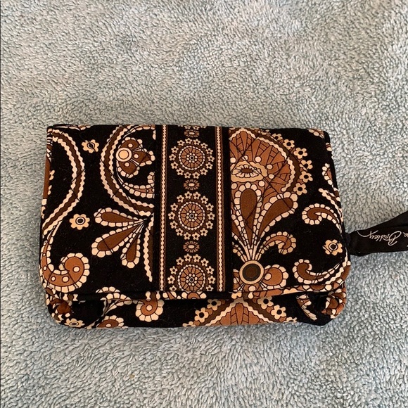 Vera Bradley bifold wallet - Picture 1 of 3